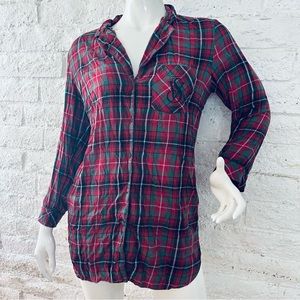 Victoria’s Secret Red & Green Plaid Sleep shirt Nightgown Size M needs a button